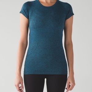 Lululemon Swiftly Tech Short Sleeve Shirt 2.0. Size 4. Color: Teal. Like New!